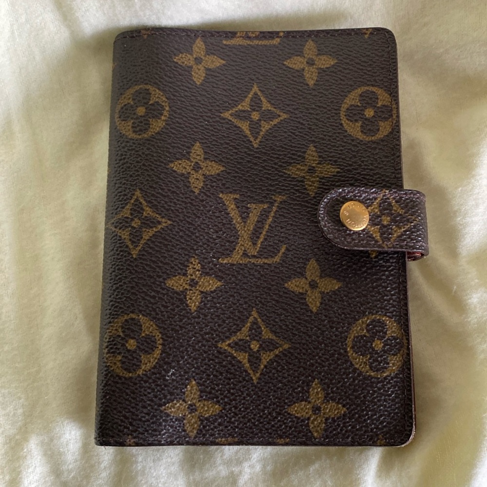 LV Monogram Small ring Agenda